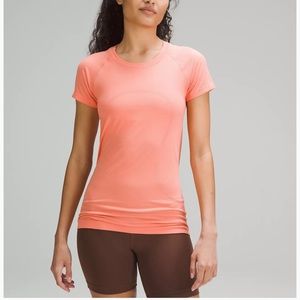 Swiftly Tech Short-Sleeve Shirt